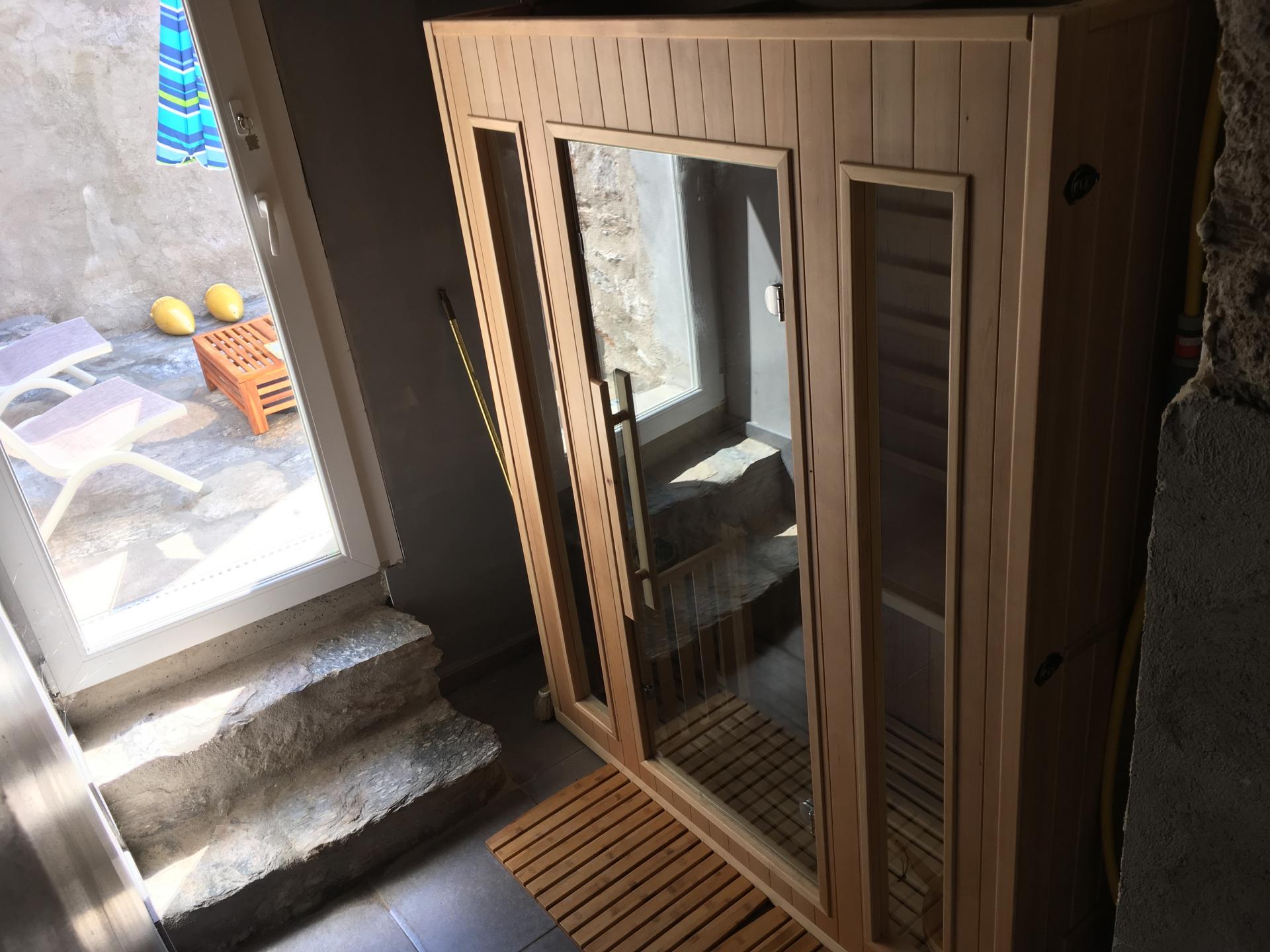 Le SAUNA