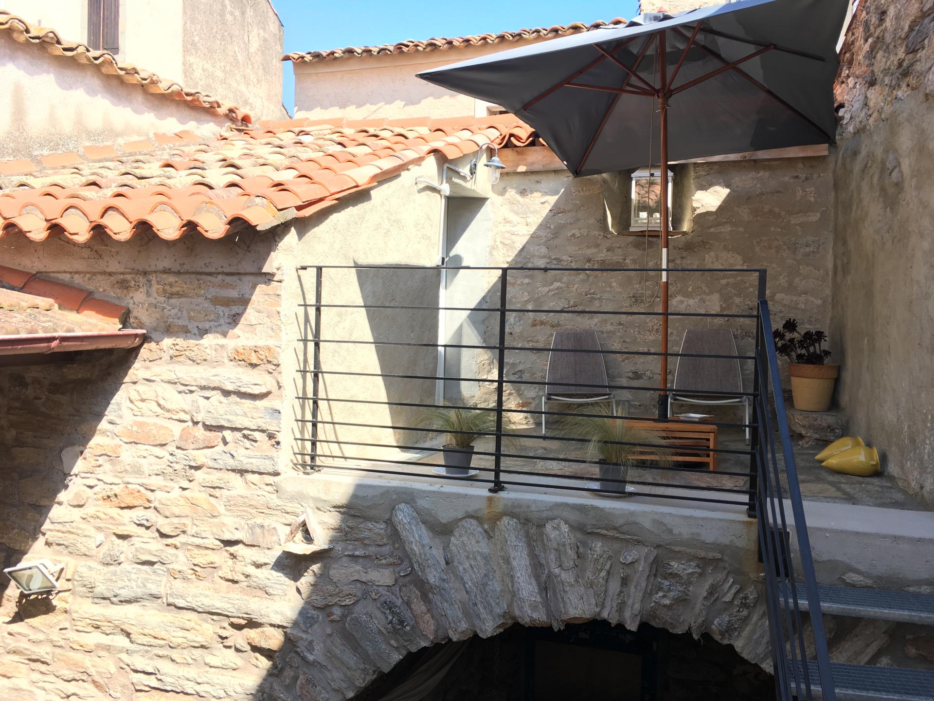 LA TERRASSE